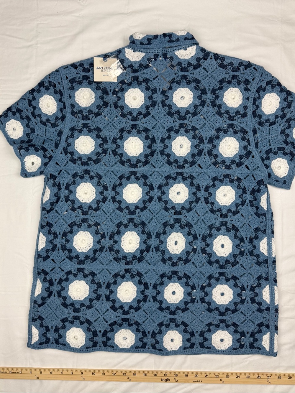 Arizona Jean Company Blue and White Crochet Short-Sleeve Button-Up Shirt - Picture 4 of 4